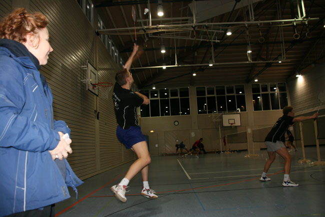 Badminton Match erste versus zweite